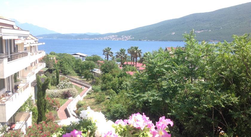 Villa Alla Bed And Breakfast Херцег-Новий Номер фото