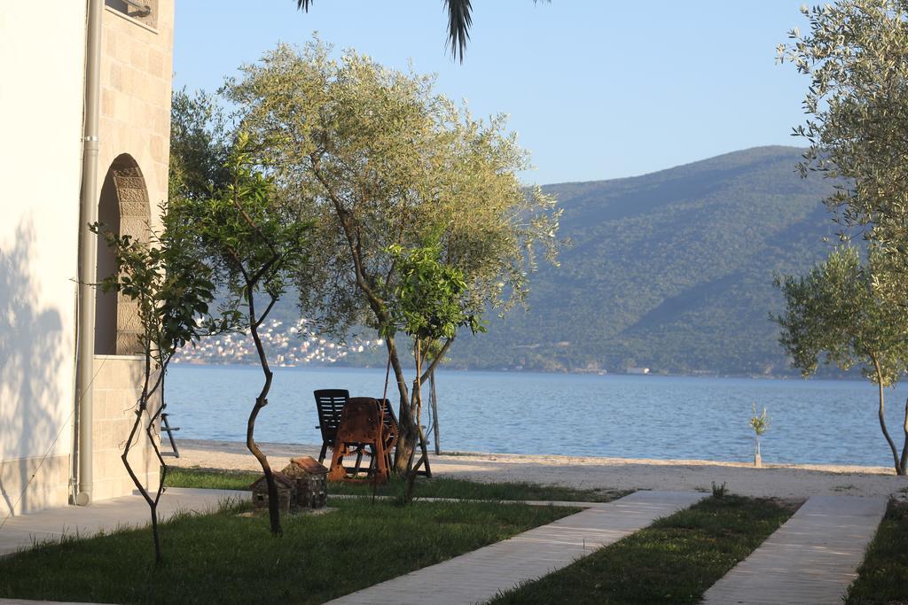 Villa Alla Bed And Breakfast Херцег-Новий Екстер'єр фото