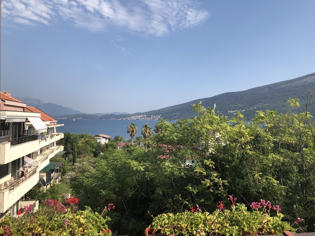 Villa Alla Bed And Breakfast Херцег-Новий Екстер'єр фото